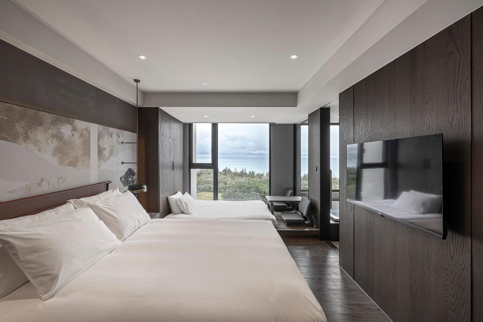 Lakeshore Hotel Hualien Taroko Shunan Quarto foto A guest room at the hotel