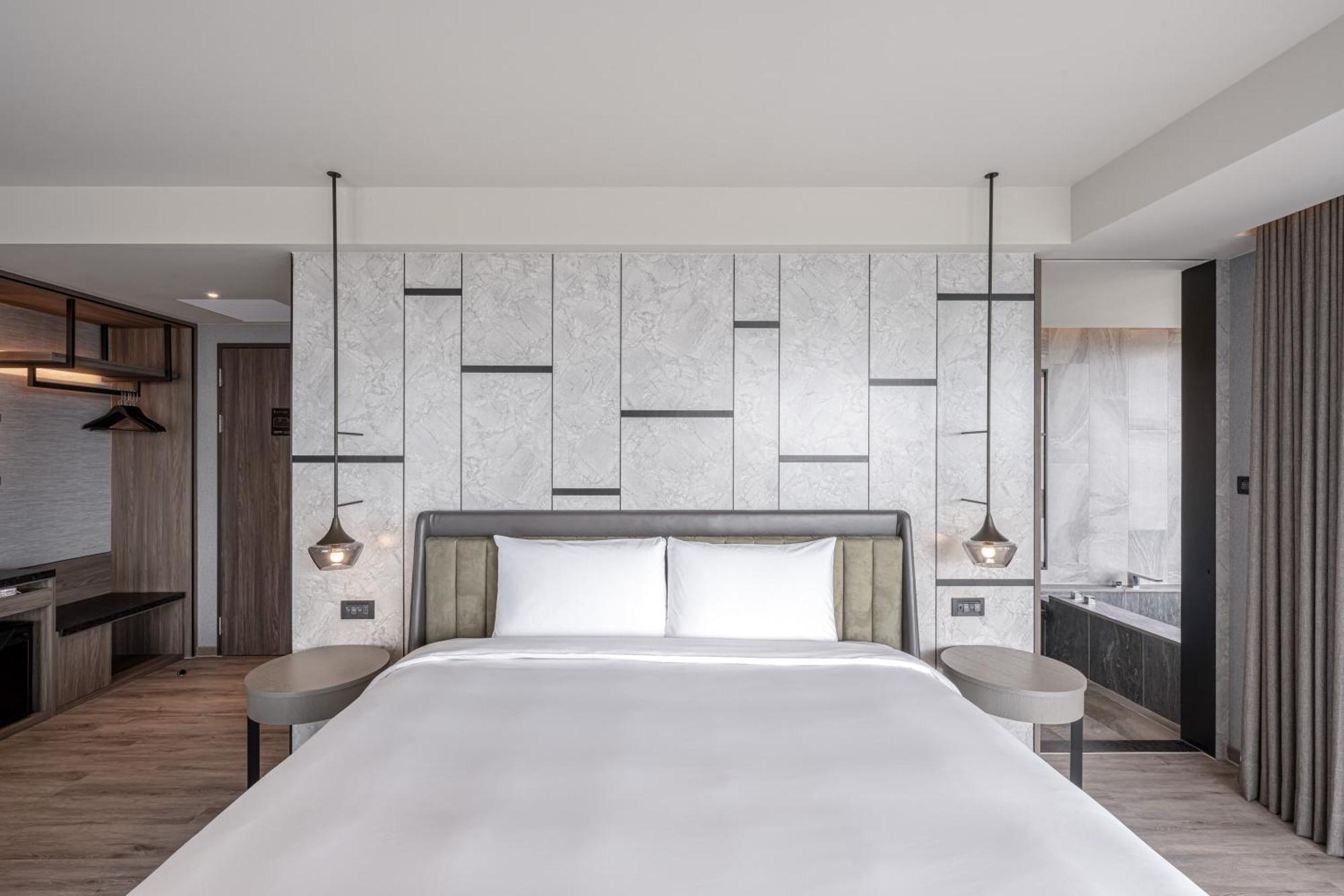 Lakeshore Hotel Hualien Taroko Shunan Quarto foto A bedroom at the hotel