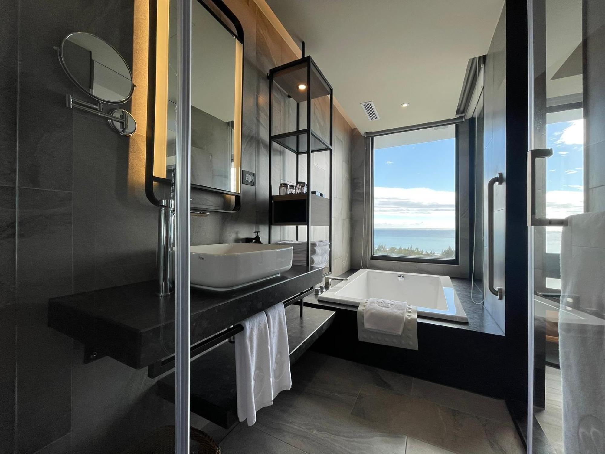 Lakeshore Hotel Hualien Taroko Shunan Quarto foto Bathroom
